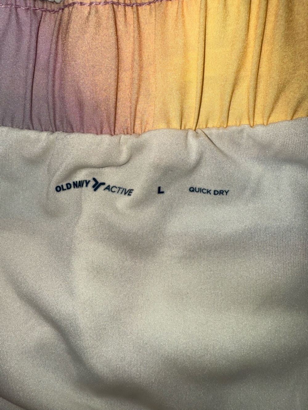 Old Navy Women’s Running Shorts L - Picture 2 of 6